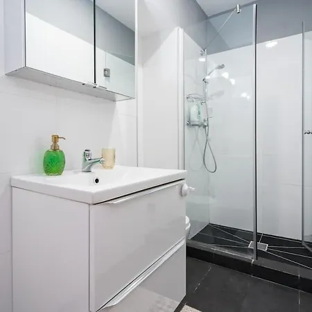 Sunny Large Flat - Amzei Square - Superb Balcony Bucarest