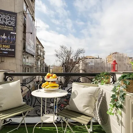 Sunny Large Flat - Amzei Square - Superb Balcony *
