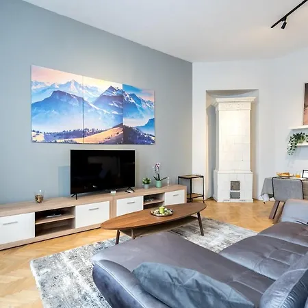 Sunny Large Flat - Amzei Square - Superb Balcony