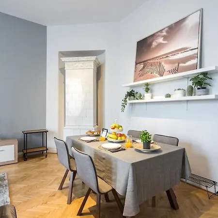 Sunny Large Flat - Amzei Square - Superb Balcony Apartment *