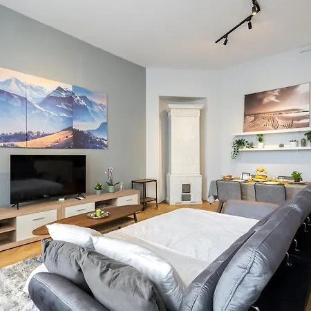 Sunny Large Flat - Amzei Square - Superb Balcony